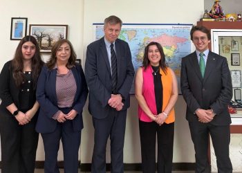 Guatemala y Bélgica abordan temas de interés mutuo en el MINEX