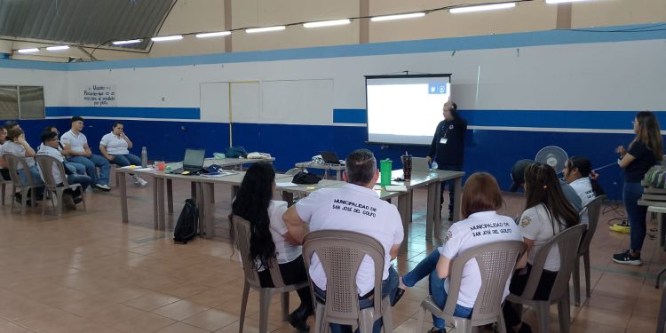 SE FORTALECEN CAPACIDADES DEL SISTEMA DE COORDINADORAS