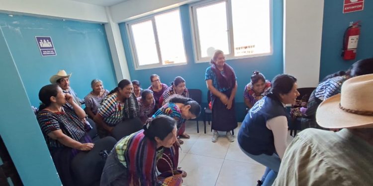 Fortalecen el autocuidado y la prevención de enfermedades crónicas en Santiago Atitlán 