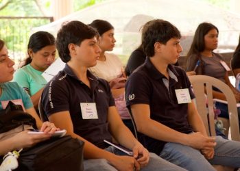 Juventud en acción: servidores cívicos apoyan el trabajo comunitario en Chiquimula