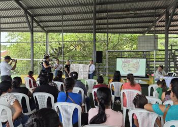 Fortalecen conocimientos acerca de alimentación saludable en familias de Morazán