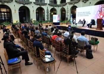 Foro destaca participación comunitaria para enfrentar los retos del clima