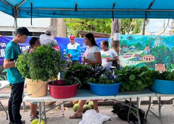 En Melchor de Mencos llegron productos frescos a precios de feria