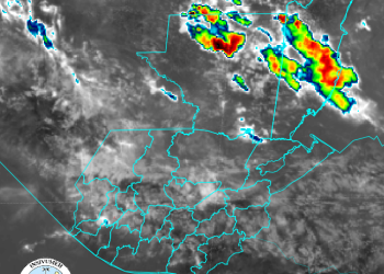 Lluvias y ambiente cálido durante el fin de semana
