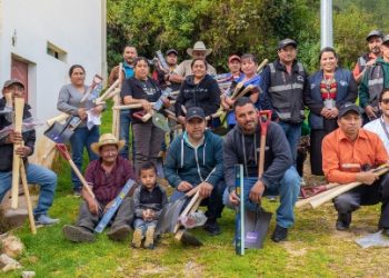 MIDES impulsa el desarrollo de 30 familias con la entrega de kits de herramientas en Tejutla