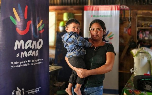 Ana Lorena comparte cómo la Estrategia Intersectorial Mano a Mano transformó la vida de su familia en Sibinal