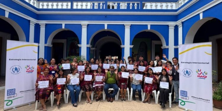 San Ildefonso Ixtahuacán: jóvenes se convierten en agentes de cambio para llevar nuevos conocimientos a sus comunidades