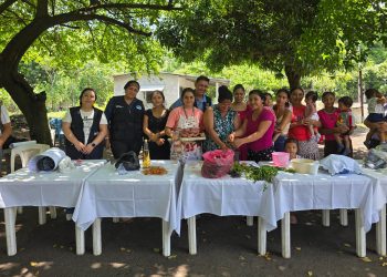 Realizan práctica de alimentación saludable en La Democracia