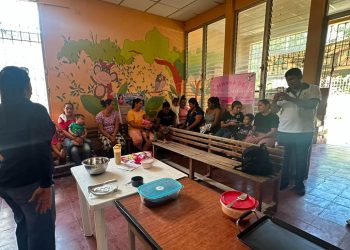 Preparar alimentos con ingredientes locales fortalece la recuperación nutricional infantil