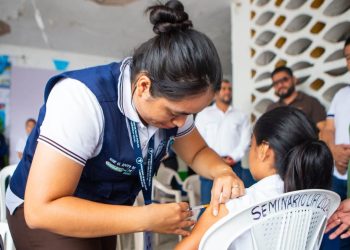 Vacunación contra el sarampión llega a comunidades educativas de Esquipulas y Quezaltepeque