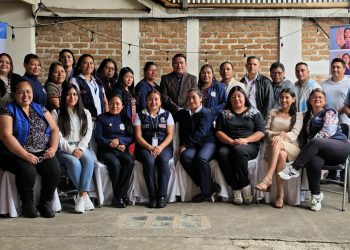 Equipos de salud del área Ixil impulsan acciones para el combate del sarampión