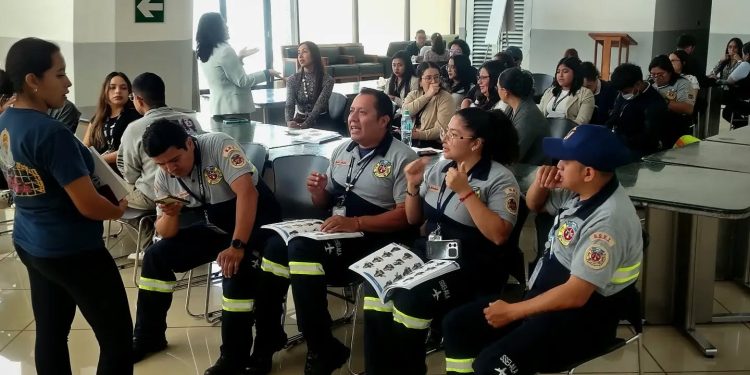 Trabajadores de la DGAC y el  AILA avanzan hacia una atención más inclusiva