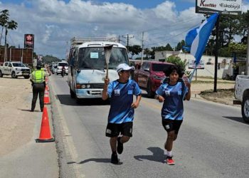 Antorcha Centroamericana ya recorre Guatemala con apoyo de Provial