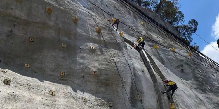 Trabajos en la cuesta de Villalobos fortalecen la seguridad vial