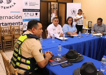 Seguridad y movilidad en carretera se abordan en mesa de diálogo con transportistas