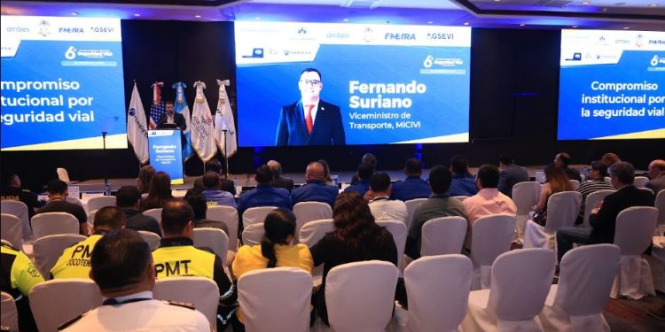 Guatemala suma esfuerzos por una movilidad más segura en Congreso de Seguridad Vial