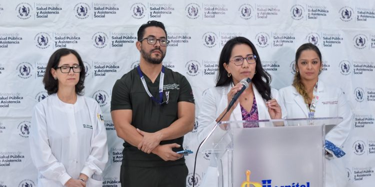 Hospital Roosevelt desarrollará Tercer Simposio de Cáncer de Mama