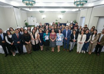 Mintrab realiza encuentro con diferentes universidades por Día del Abogado