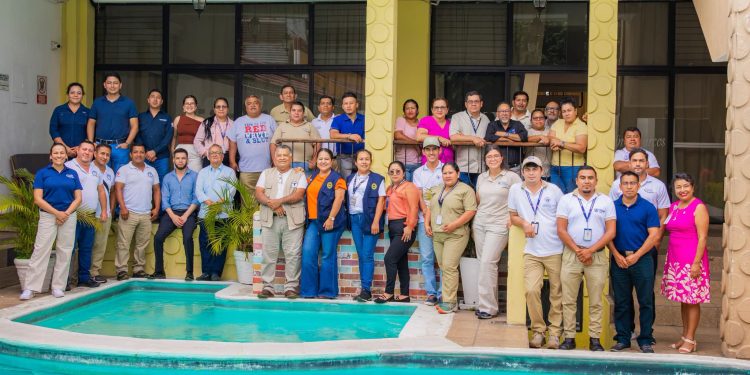 Impulsan planes para prevenir el dengue y otras enfermedades en Quetzaltenango