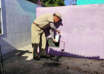 Vigilancia en cementerio de Taxisco, Santa Rosa, ayuda a eliminar criaderos de zancudos