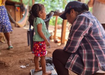 Brigada de salud y nutrición llega a comunidad lejana San Isidro La Montaña, Chiquimulilla