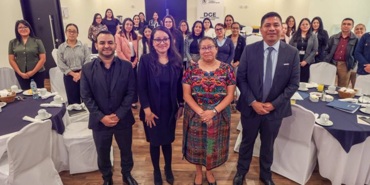 Mintrab realiza Foro Empresarial para sector salud