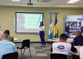 Se realiza Foro Empresarial en Suchitepéquez