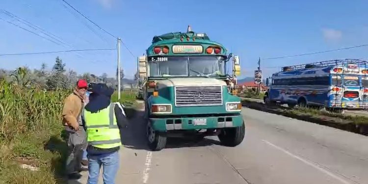 Verifican 115 buses y sancionan a más de 10 durante operativos en carretera
