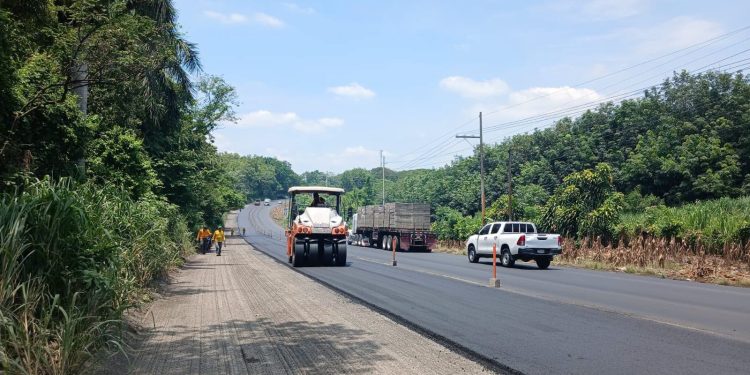 Trabajos de recuperación vial avanzan en la CA-02 Occidente