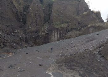 Volcán de Fuego podría generar caída de ceniza en comunidades cercanas