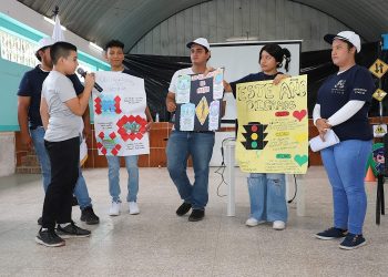 Jóvenes Servidores Cívicos enseñan seguridad vial a niños de El Progreso