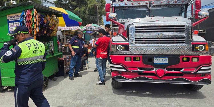 Refuerzan acciones para un transporte más seguro en Quetzaltenango