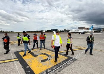 Avanzan trabajos para una plataforma más segura en el Aeropuerto Internacional La Aurora