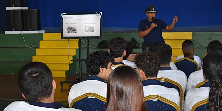 Jóvenes de Chiquimula aprenden que llegar seguro también es parte del viaje