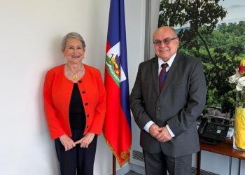 Embajador de Guatemala se reúne con delegada de Haití ante la UNESCO