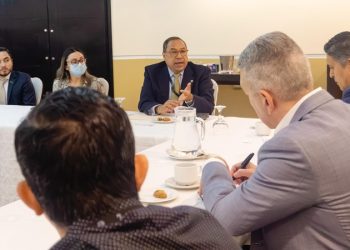 Guatemala busca fortalecer alianza con Target durante feria de VESTEX