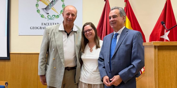 Embajador de Guatemala en España acompaña conferencia sobre tecnología LiDAR en la Cuenca Mirador-Calakmul