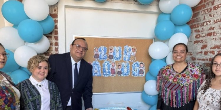 Consulado en Filadelfia conmemora la Independencia de Guatemala junto con connacionales
