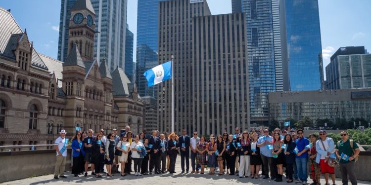 Guatemala celebra el 205 aniversario de la Independencia en Toronto