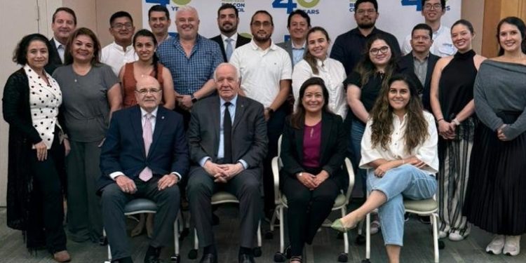 Consulado de Guatemala en Miami organiza agenda comercial para delegación del MINECO