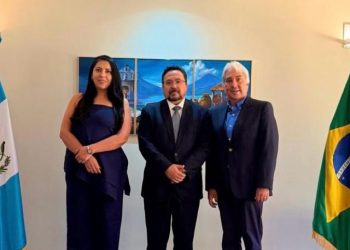 Embajada de Guatemala en Brasil se reúne con el cónsul honorario en Recife