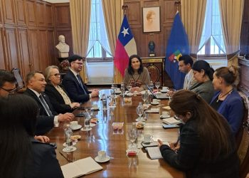 Guatemala y la Universidad de Chile exploran alianza académica y cultural