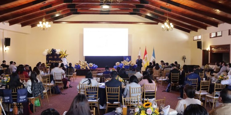 Simposio de “Pediatría en Evolución” permite reforzar conocimientos al personal de salud de Totonicapán