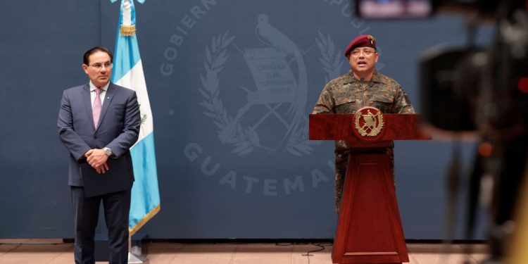 Mingob y Ejército accionan para restablecer el libre tránsito y evitar más bloqueos en distintos puntos del país