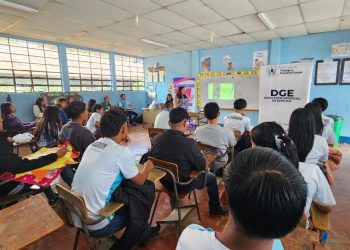Mintrab brinda orientación laboral a 115 jóvenes