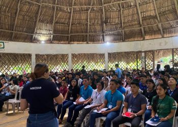 Mintrab brinda orientación laboral a 325 personas