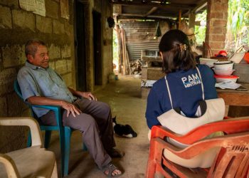 Mintrab realiza visitas de inscripción al PAM en San Pedro Ayampuc
