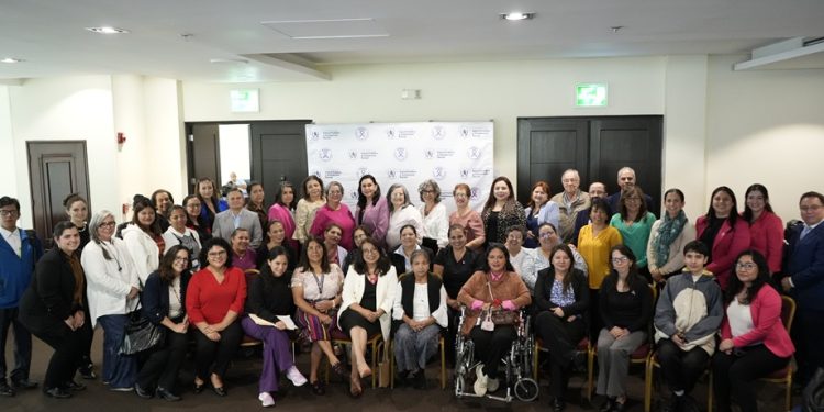 Desarrollan primera reunión para conformar la Red Nacional de Apoyo contra el Cáncer 