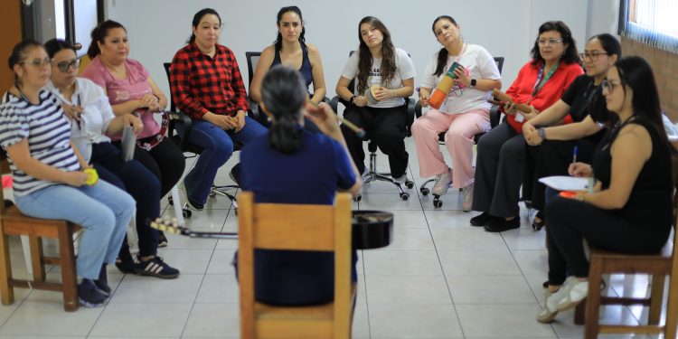 SBS fortalece el autocuidado de sus trabajadores con talleres de musicoterapia