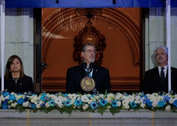 Presidente Arévalo en discurso de Independencia destaca que Guatemala demuestra ser una patria grande, una nación que no deja caer sus brazos